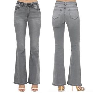 Kancan Mid Rise Flare Jeans Women’s Size 28 Gray Wash Stretch Denim Retro